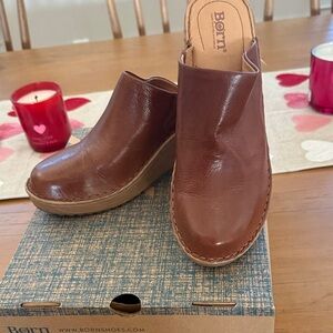 Born Women's Rich Brown Leather Mules
